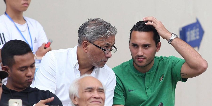 Mengaku Sangat Sedih, Ezra Walian Akhirnya Buka Suara Seusai Dilarang Bela Timnas U-23 Indonesia