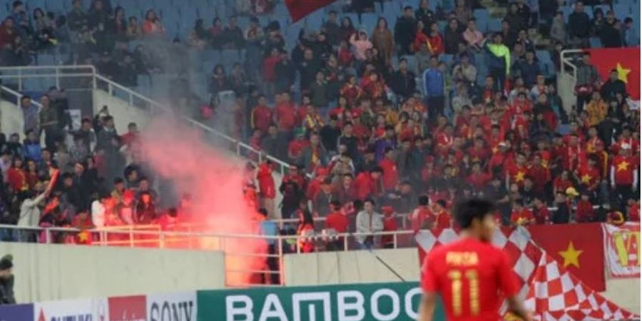 Petaka Suar di Liga Vietnam, Balita Dirawat Intensif Usai Jadi Korban