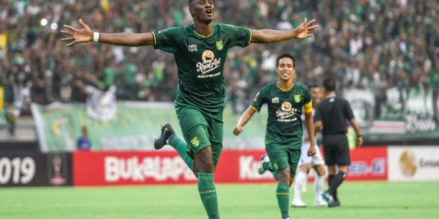 Amido Balde Hat-trick, Persebaya Pesta Gol ke Gawang Persib Bandung