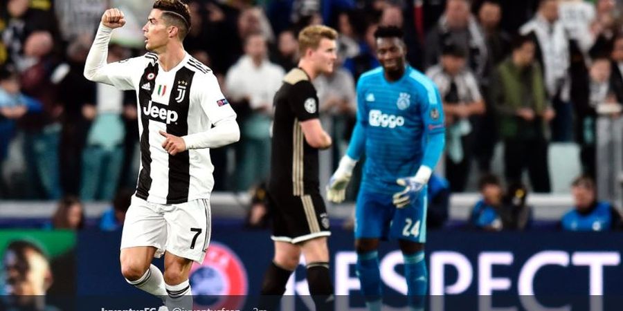 VIDEO - Sundulan Geledek Cristiano Ronaldo Bikin Kiper Ajax Jadi Patung