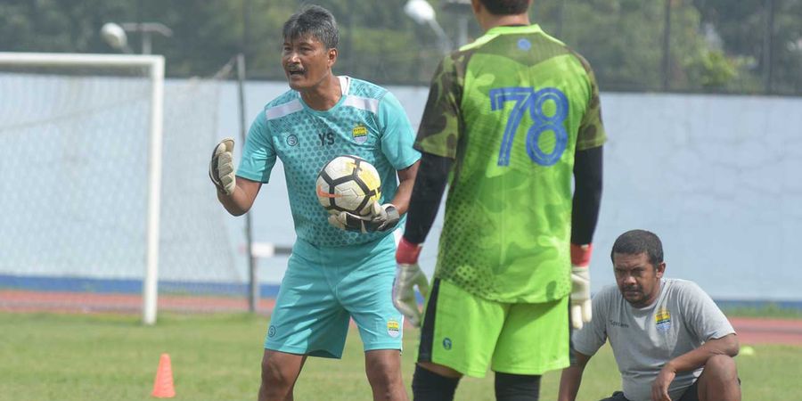 Calon Kiper Baru Persib Bandung Tak Muda tapi Tak Tua