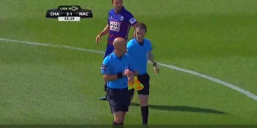 VIDEO - Laga Liga Portugal Terhenti karena Wasit Kebelet ke Toilet