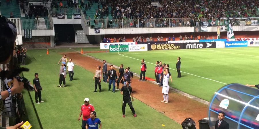 Riak Pertama Liga 1 2019, Ini Penyebab Rusuh Laga PSS Vs Arema FC 