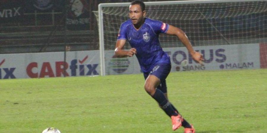 Hadapi Persipura dan Sang Kakak, Arthur Bonai: Di Lapangan Kami Lawan