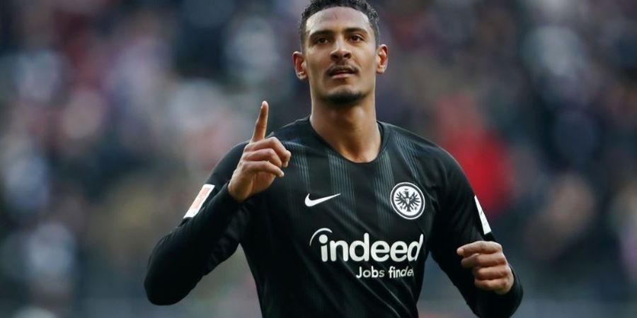 Berita Transfer - Seperti Real Madrid, Man United Incar Striker Frankfurt