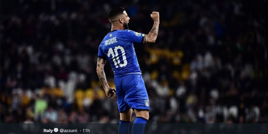 VIDEO  - Gol Voli Lorenzo Insigne Bikin Kiper Bosnia Bengong