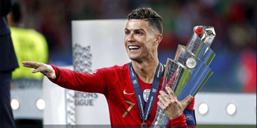 Tinjuan Brutal Ronaldo Antar Timnas Portugal Juara Piala Eropa 2016