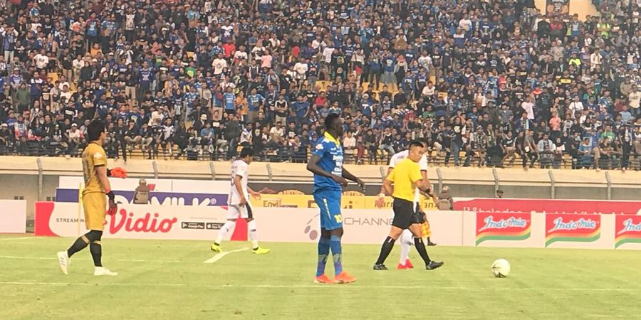 Gol Telat Zulfiandi Buyarkan Kemenangan Persib atas Madura United