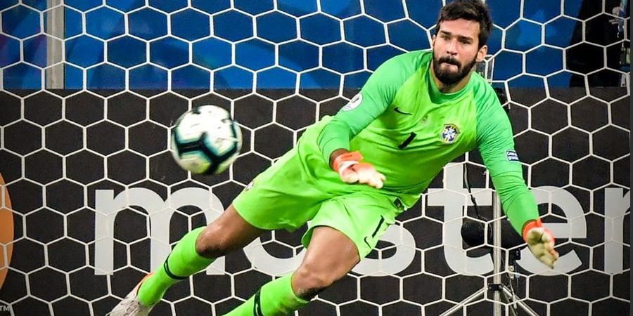 Alisson Kena Cedera Betis, Klopp Was-Was Jelang Jumpa Chelsea