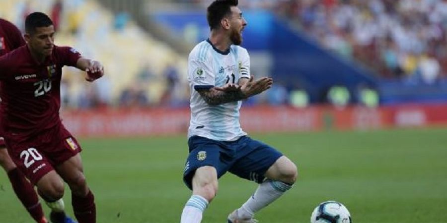 Ketika Gol Roket Messi Menghancurkan Brasil di Semifinal