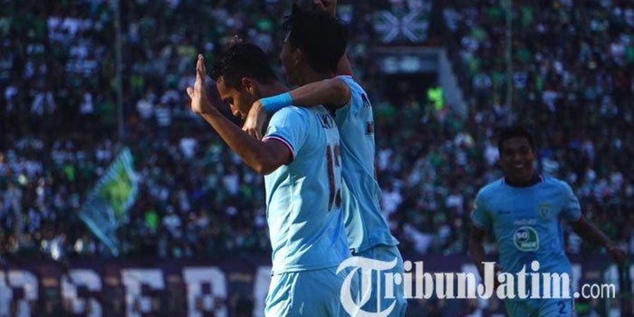 Diwarnai Gol Sang Mantan, Persebaya Vs Persela Imbang di Babak Pertama