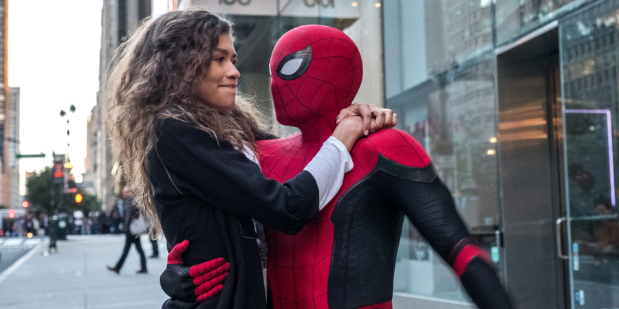 Jersey Sepak Bola yang Dipakai Peter Parker di Spider-Man: Far From Home