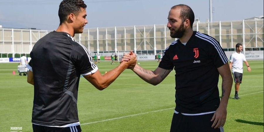 Starting XI Lokomotiv Moskva Vs Juventus - Duet  Cristiano-Higuain untuk Kunci Tiket 16 Besar