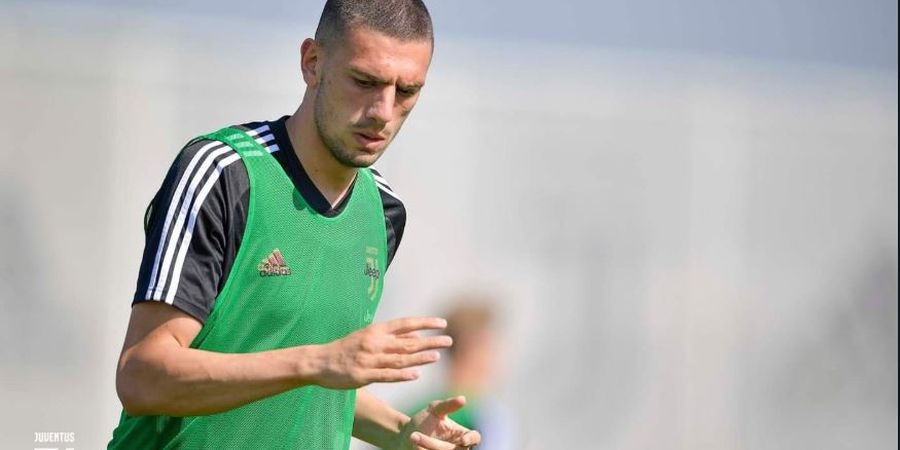 Baru Dibeli Juventus, Bek Muda Ini Langsung Ingin Diseret AC Milan