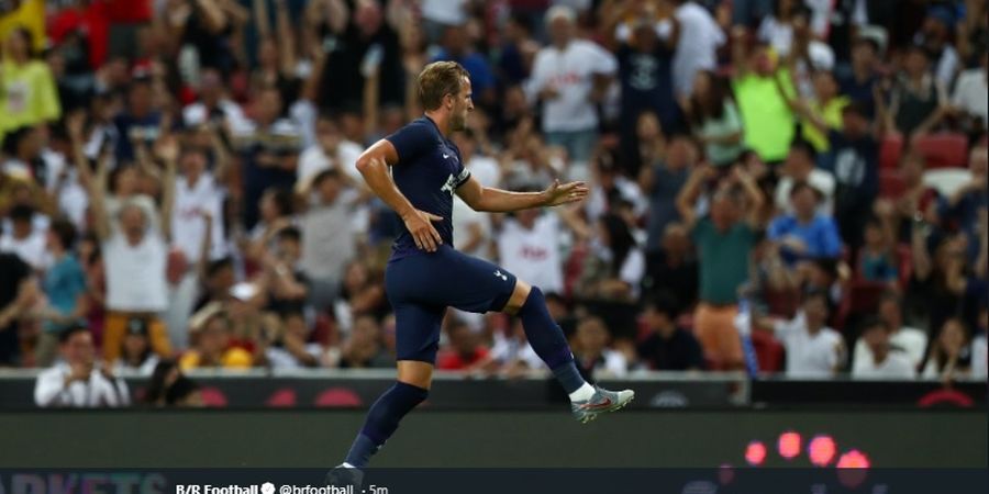 VIDEO - Gol Setengah Lapangan Harry Kane Buat Kiper Juventus Terjengkang