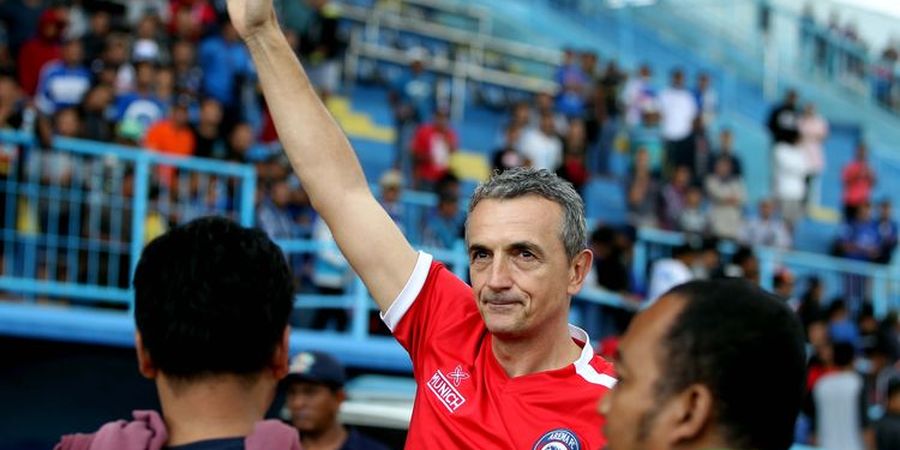 Lawan Bali United, Pelatih Arema FC Isyaratkan Permainan Bertahan