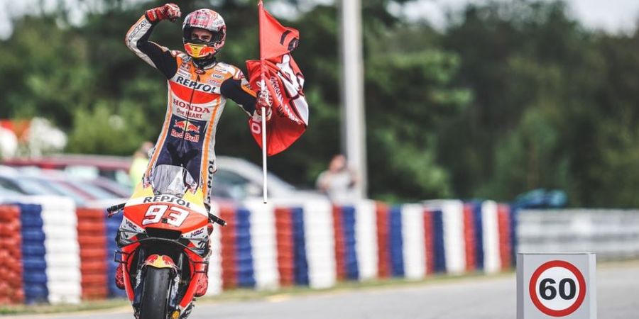 Crutchlow Sebut Semua Pembalap MotoGP Berhasrat Kalahkan Marc Marquez