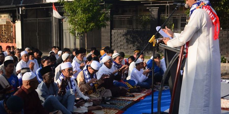 Arema FC Adakan Salat Idul Adha dan Kurban Sekaligus Rayakan Milad