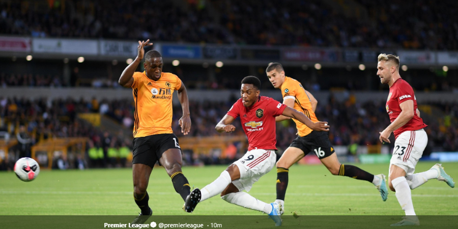 VIDEO - Kerja Sama Rapi 4 Pemain Bawa Man United Ungguli Wolves