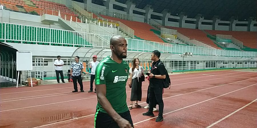 Greg Nwokolo Sangat Bangga Dipanggil Lagi ke Timnas Indonesia