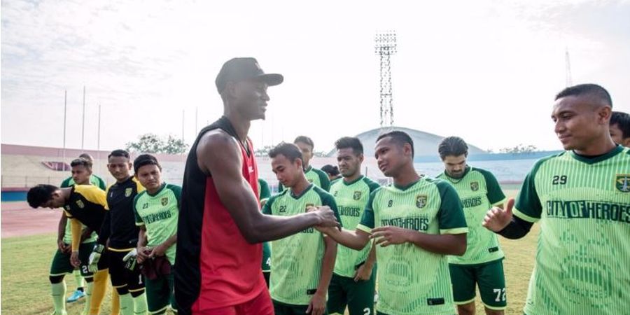 Sanggup Cetak 19 Gol, Amido Balde Resmi Dicoret Persebaya Surabaya