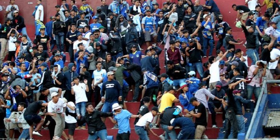 Bom Molotov dan Sajam Ditemukan Pascabentrok Suporter Laga Persik Vs PSIM    