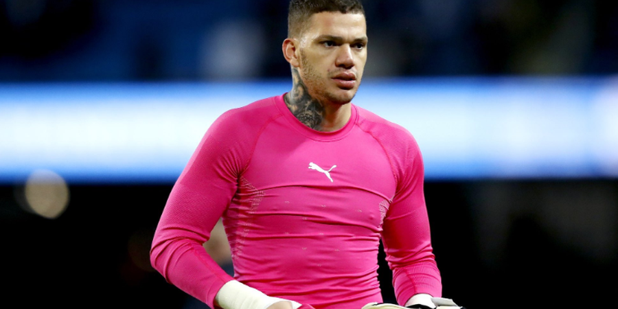 Ederson Dipastikan Absen kala Manchester City Bertandang ke Anfield