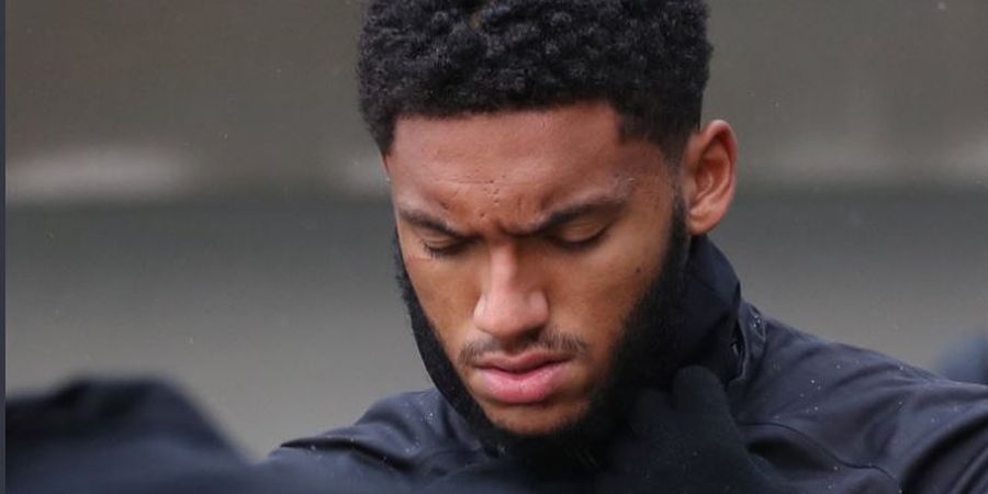 Setelah Sterling, Kini Giliran Gomez yang Dicoret dari Timnas Inggris