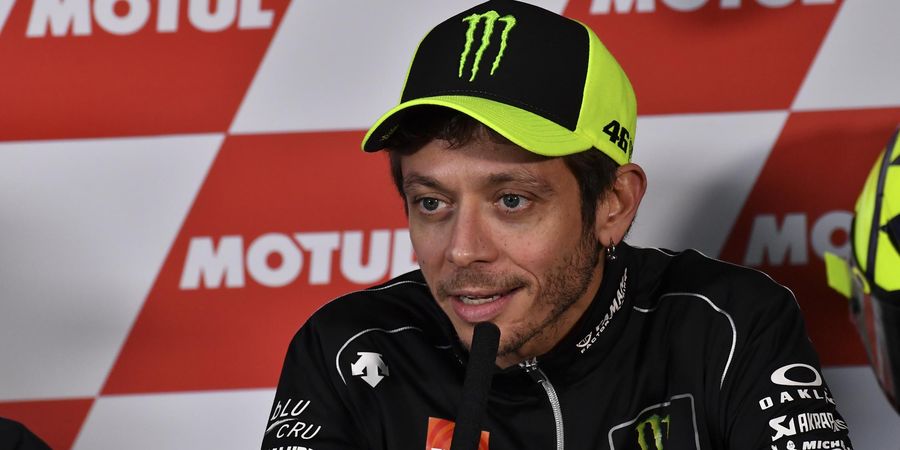 Valentino Rossi Diminta Koki Terkenal Italia Pensiun karena Membuatnya Menderita