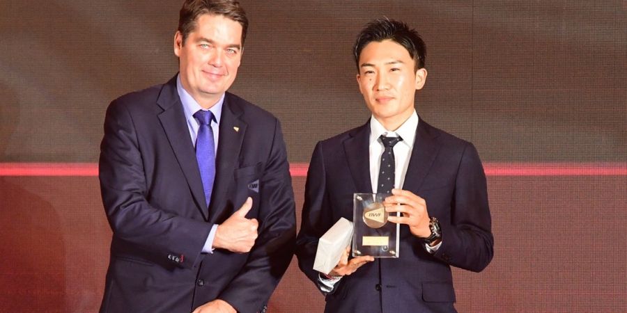 Kento Momota Gagalkan Hattrick Player of the Year Marcus/Kevin