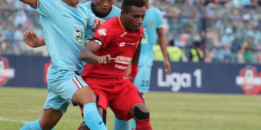 Dihentikan oleh Hujan, Persela Lamongan Menang atas Semen Padang