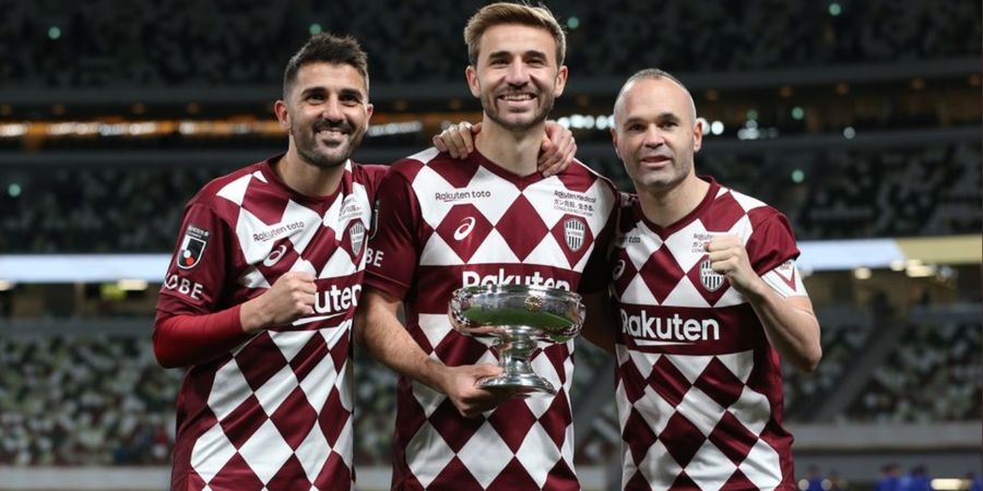 Legenda Barcelona Bawa Vissel Kobe Raih Trofi Pertama Sepanjang Sejarah