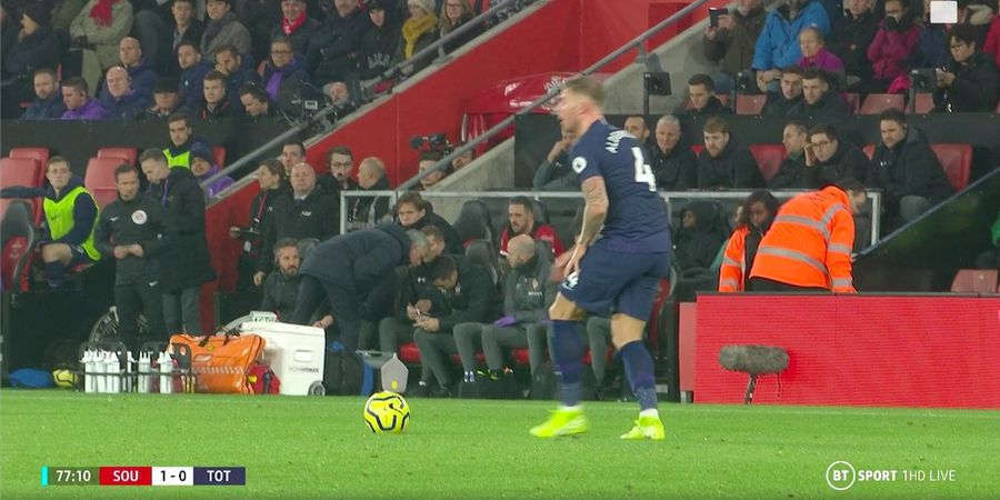 VIDEO - Jose Mourinho Contek Catatan Taktik Pelatih Southampton