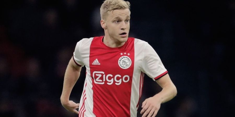 Sadar Jadi Buruan Barcelona, Donny van de Beek Siap Menanti Tawaran