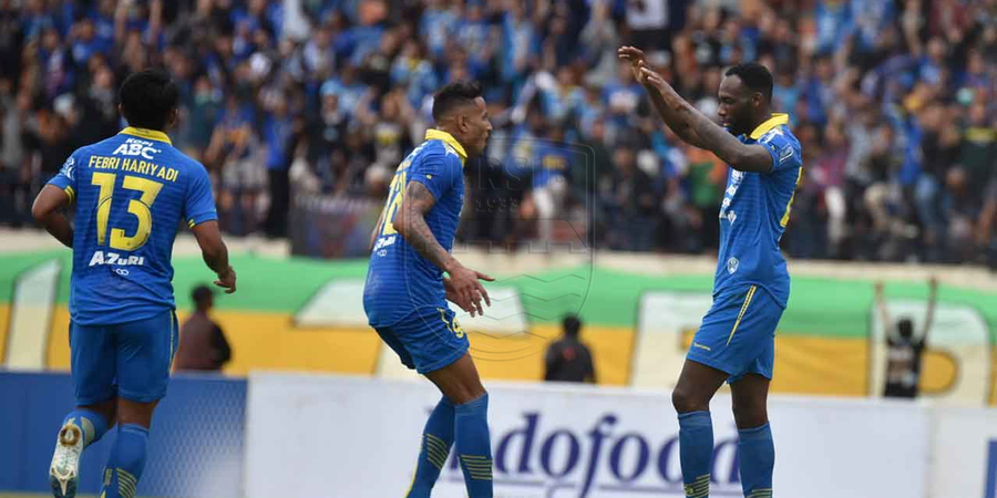 Geoffrey Castillion Kembali Panen Pujian, Kali Ini dari Gelandang Persib