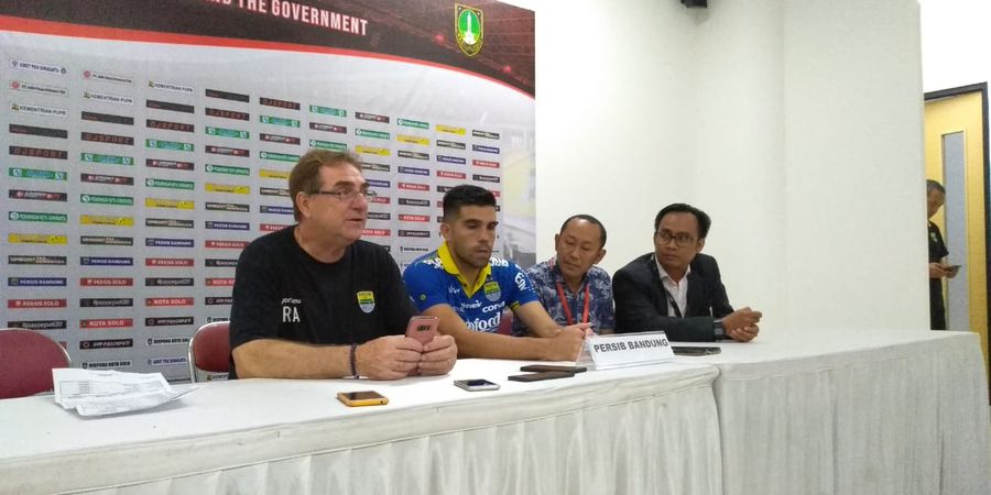 Menang Atas Persis Solo, Pelatih Persib Bandung Sebut Perbedaan Kualitas