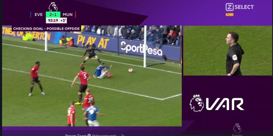 VIDEO - Polemik VAR yang Selamatkan Manchester United, Sah atau Tidak?