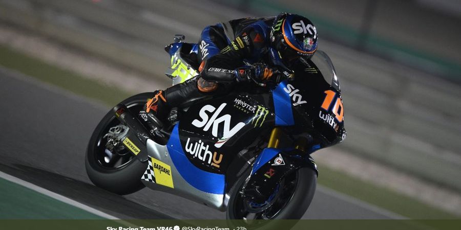 Hasil Moto2 Catalunya 2020 - Adik Rossi Menang Lewat Pertarungan Sengit, Pebalap Indonesia Finish Ke-19