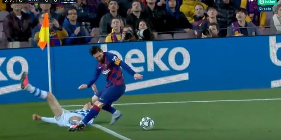 VIDEO - Messi Injak dan Seret Kaki Kiri Bek Sociedad Sampai Keluar Lapangan