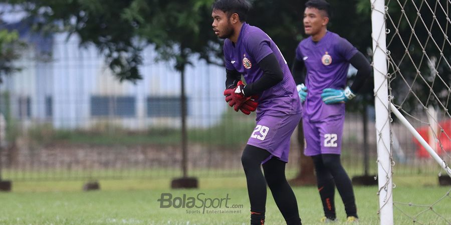 Rutinitas Baru Kiper Persija Jakarta, Jadi Youtuber dan Podcaster