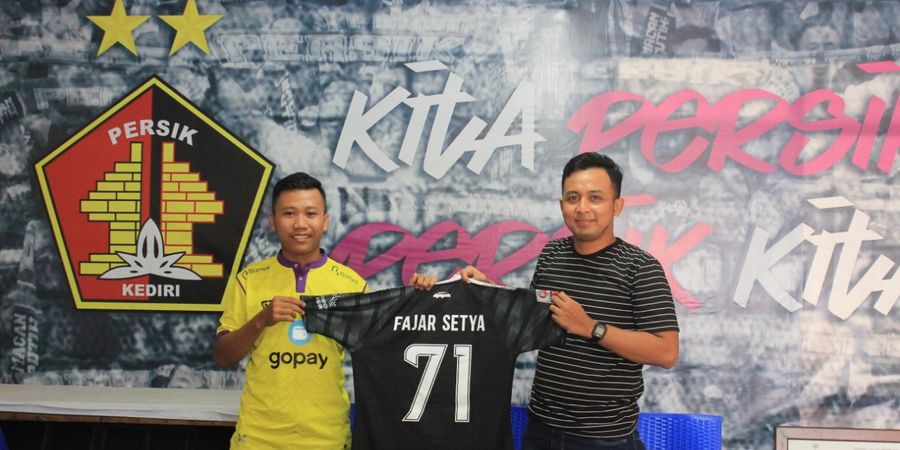 Persik Sumbang Uang Lelang Jersey Kipernya untuk Lawan COVID-19