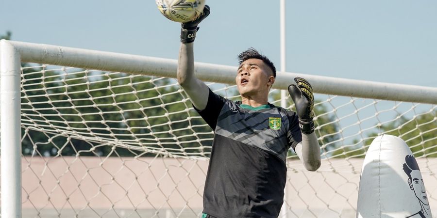 Kiper Persebaya Ini Dapat Tugas Latihan yang Berbeda di Rumah