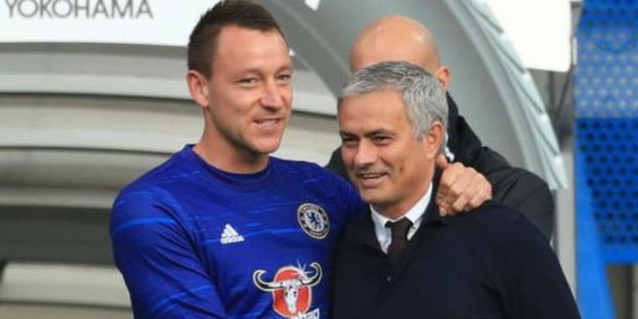 1 Ancaman Buat John Terry Sadar Jose Mourinho Bisa Pikir 4 Kali Lebih Cepat