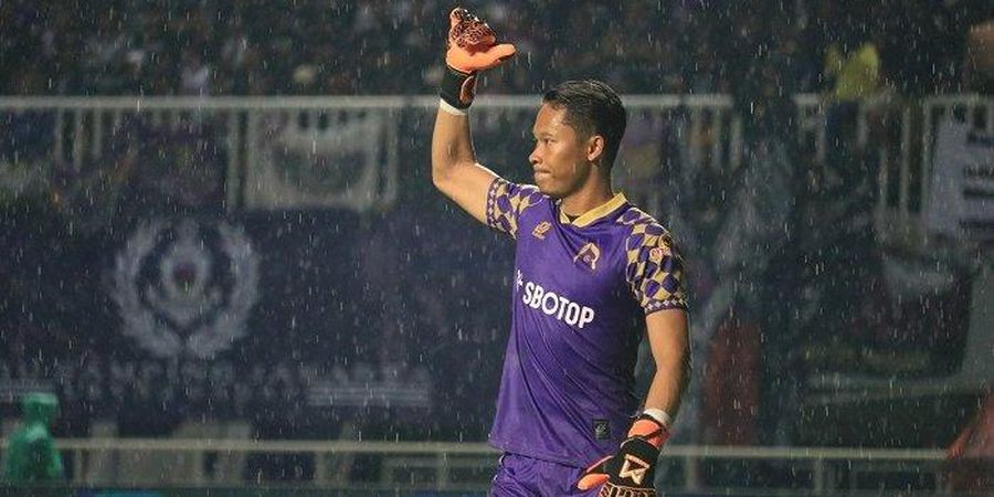 Tak Tanggung-tanggung, Kiper Kalem Tira Persikabo Pelihara 11 Kucing