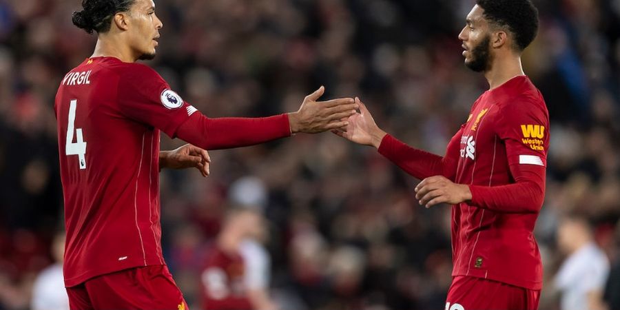 Tandem Virgil van Dijk di Liverpool Diramal Jadi Bek Kelas Dunia