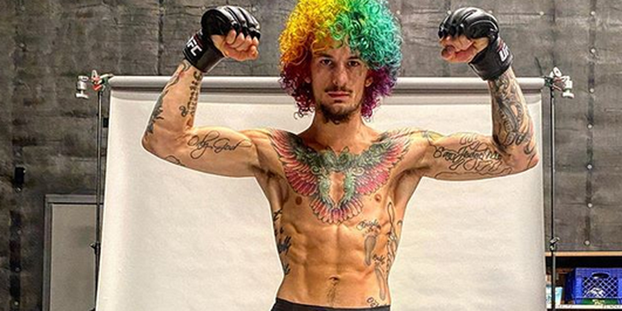 VIDEO - KO Brutal Bintang Baru UFC, Sekali Sepak Jantung Tak Berdetak!