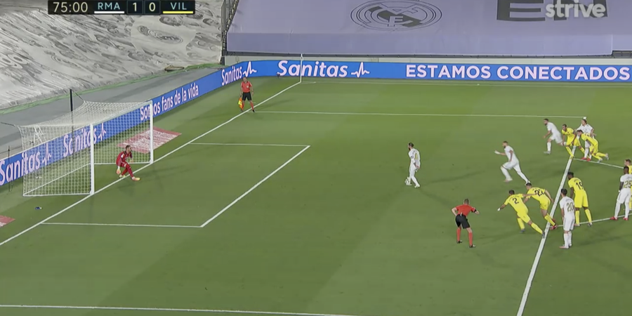 VIDEO - Sergio Ramos dan Karim Benzema Gagal Lakukan Penalti ala Johan Cruyff dan Olsen