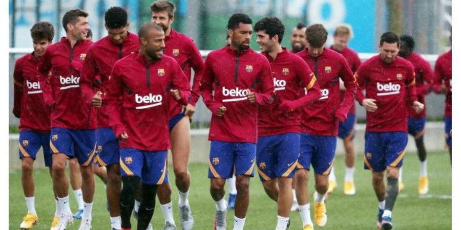 Barcelona Ingin Barter Beknya dengan Pemain Buangan Manchester United