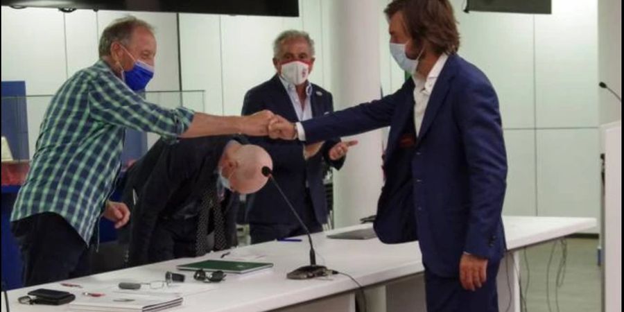 Lulus Dapat Lisensi, Andrea Pirlo Tidak Berterima Kasih pada Pelatih Pertama di AC Milan