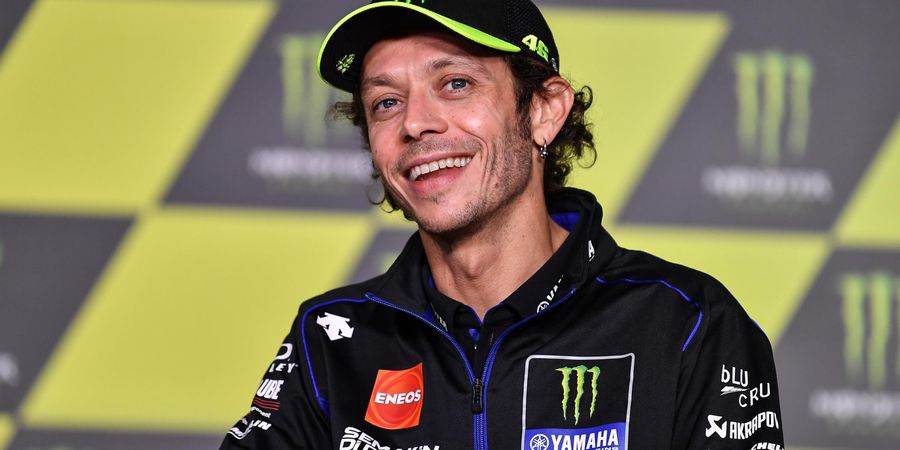 Soal 'Godaan' Pensiun, Valentino Rossi Lebih Kebal daripada Giacomo Agostini